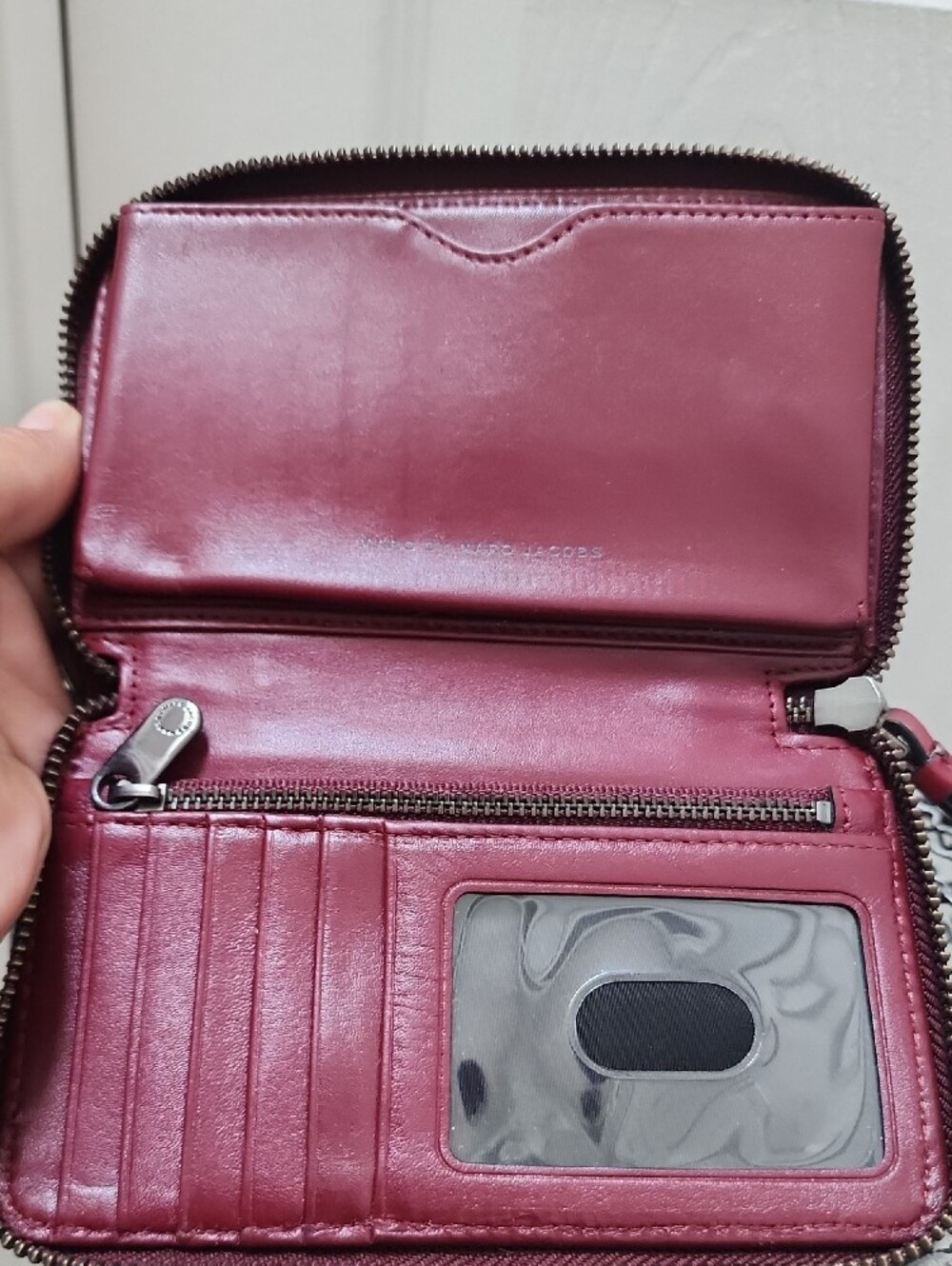 Marc by Marc Jacobs Raspberry Pink Leather Zip Wristlet - Picture 3 of 8